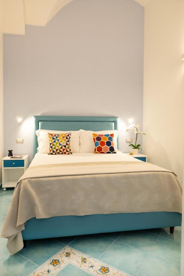Grecale - Amazing Apartment With Patio And Sea View Maiori Ngoại thất bức ảnh
