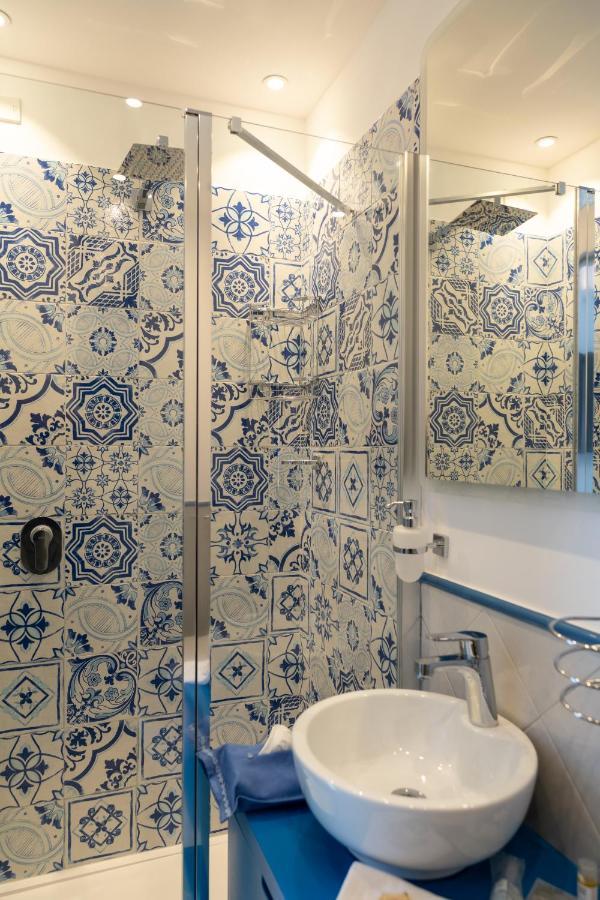 Grecale - Amazing Apartment With Patio And Sea View Maiori Ngoại thất bức ảnh